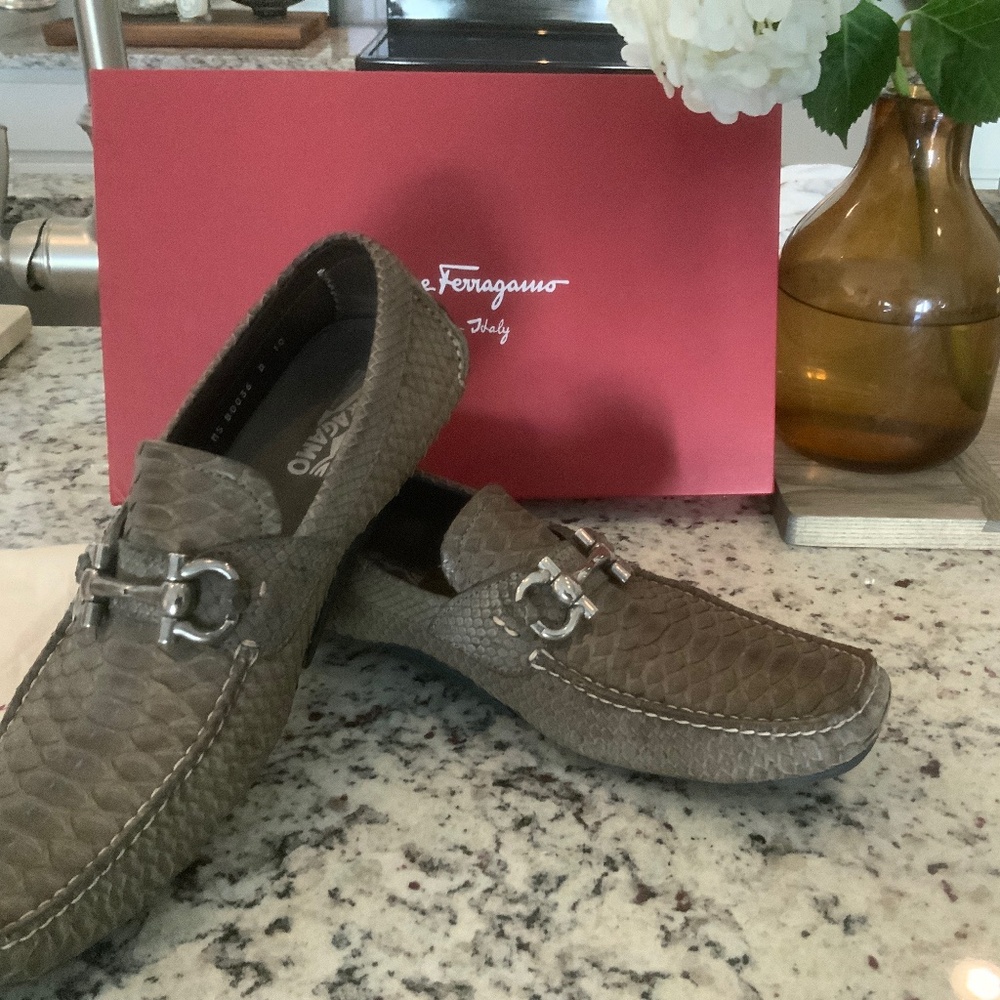 Ferragamo Driving Shoes python